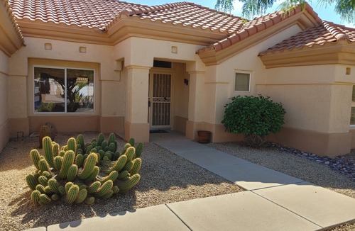Sun City West House | Sun City West Oasis: Golf Course Living & Resort Amenities 🏌️" Turnkey comfort