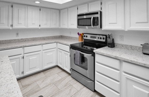 South Scottsdale House | Sun or Shade: Clean, 2 Patios. Enclosed Private Backyard, Pet Friendly, Family Friendly, Walkable