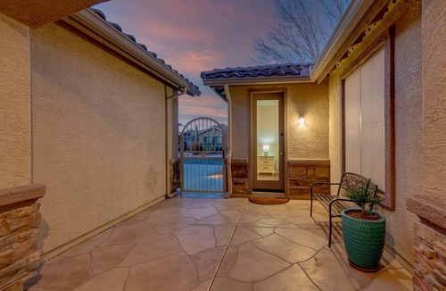 Anthem House | SUN & SHADE, BBQ & POOL