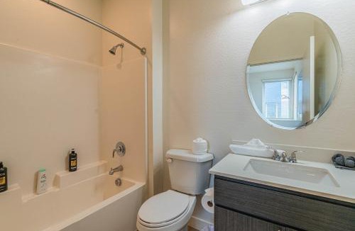 Maryvale Village Apartment | Sunlit 2BR-1BR-Studio Oasis, King Bed, Pool, Gym, Tub, BBQ grill, EV