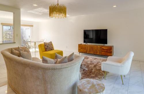 Araby Commons House | Sunny Palm Springs Townhome w/Pool Access!