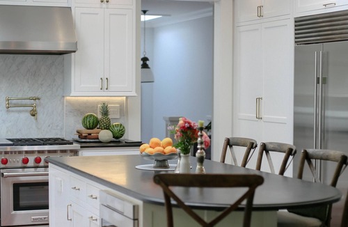 San Anselmo House | Sunny Private Ross Retreat: Gardens + Walk to Town