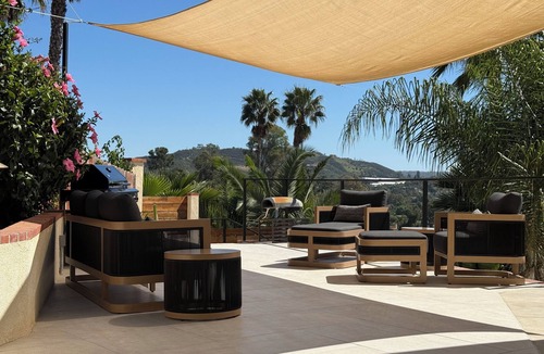 Vista House | Sunset House: 2BR Hilltop Home with Views + Lux Baths; Beaches, Safari Park