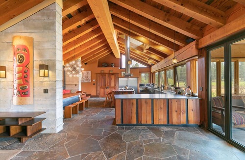 Truckee House | Sunset House - Iconic 4,250 ft 5BR Truckee/North Tahoe Designer Showcase Home
