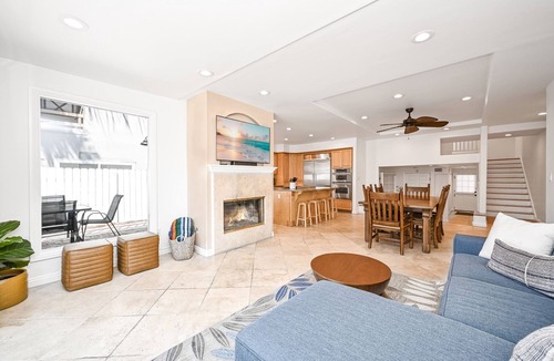 Sunset Beach House | Sunset Island Waterfront Home with Kayaks across the Street from the Beach