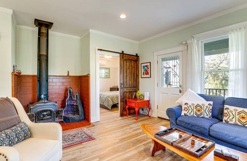 San Miguel House | Superb 3-bedroom 2 bath farmhouse, in San Miguel California wine county