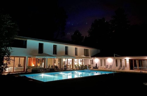 Sciez Villa | Superb Leman-side property with private swimming pool & tennis court