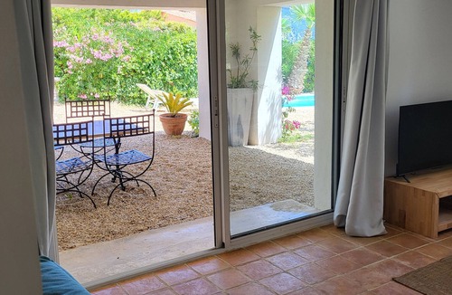 Cassis Villa | Superbe rez de Villa Avec Piscine Privée Entre Plage du Bestouan et Calanques