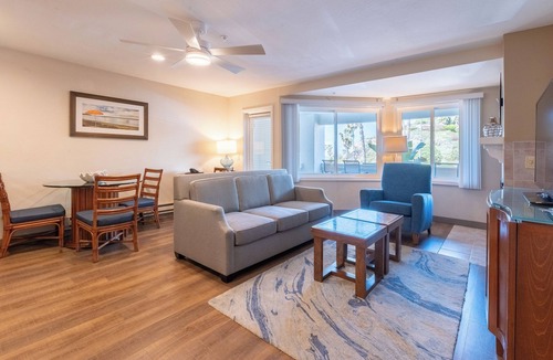 San Clemente Hotel | Surf, Sun & Relax! 3 Units w/Kitchen, Patio, Sauna & Pier Access | Free Parking