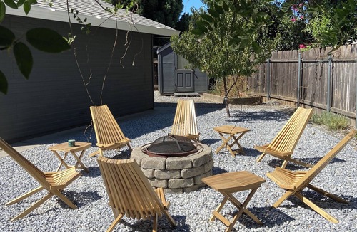 Yuba City House | SW Court: family and pet friendly home with easy access to HWY 99 and 20