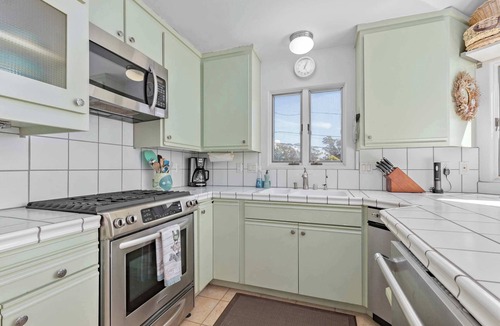Eastside Santa Cruz House | Sweeping Ocean Views.Steps from Sandy Beaches