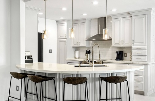North Scottsdale House | SWSS 6 BR | Sleeps 14 | Heated Pool & Hot Tub | Sport Court | Pool Table | Putting Green