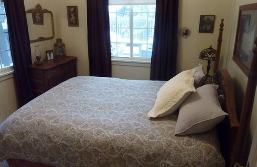 Sunnyside House | Tahoe Park Cottage,Hot Tub , 1 Block From Lake Tahoe, Sunnyside, Dog Friendly