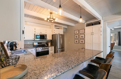 Truckee Cabin | Tahome Lodge - Dog Friendly Retreat with Private Hot Tub, Remote Workspace, Near Hiking