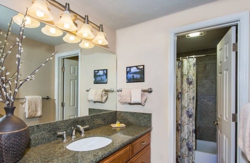 South Lake Tahoe House | Take An Amazing Vacation! On-site Pool and Spa, Near Emerald Bay State Park!