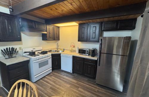Sugarloaf House | The Angel Lodge