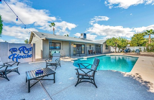 Desert Foothills Estates House | The Art House
