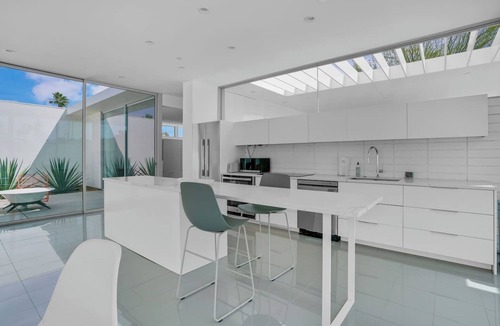Racquet Club West House | The Atrium: A Private Luxury Palm Springs Oasis