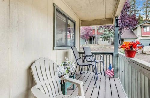 Moonridge Villa | The Bear Meadows Townhome! Walk to Bear Mountain!