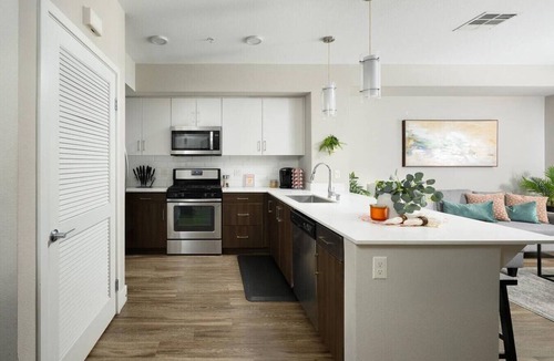 Orange Apartment | The Belladonna at Main Place - MAJOR INTERNATIONAL SPORTING EVENT Ready!