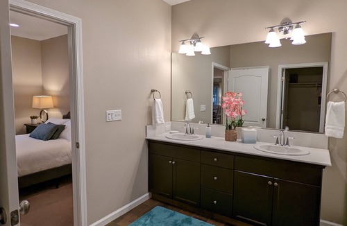 Clovis House | The Buckingham in Clovis, cozy home in beautiful newer neighborhood.