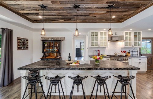 Sonoma House | The Carneros Vineyard Estate Pool + Outdoor Kitchen