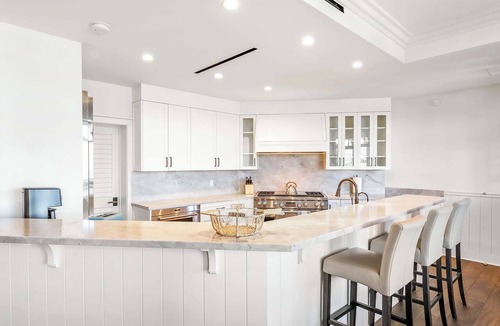 Village of La Jolla House | The Coast House - La Jolla