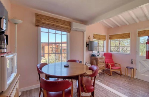 Joshua Tree Highlands House | The Desert Lily - Rustic Desert Compound Near Park