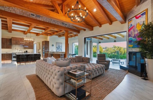 Covenant House | The Fairway Estate, Pool+Spa, Theatre, Bar, Golf