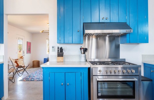 Yucca Valley House | The Flag Ranch - Hot Tub, Fire Pit And Bbq! 2 Bedroom Home