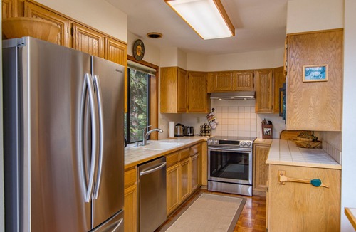 Truckee Cabin | The Golden Retreater - Mountain Vacation Cabin