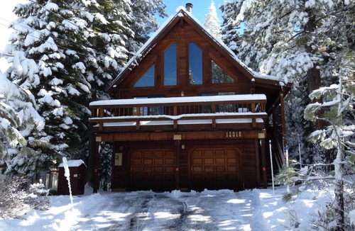 Truckee Cabin | The Golden Retreater - Mountain Vacation Cabin