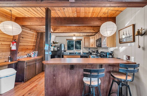 Talmont House | The Haus of Pine - Lake Tahoe | Slow Vibes, Fast WiFi