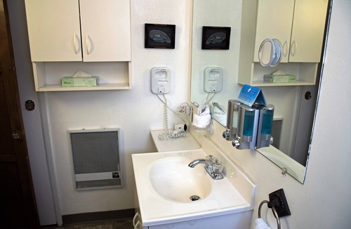 Kernville Apartment | The Kern River Apartment - Walking distance to the Kern River!