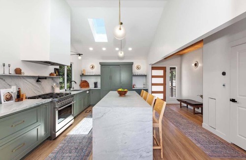 Cedar Glen Cabin | The Lakeview House (w/hot tub, by @To Dwell Here)