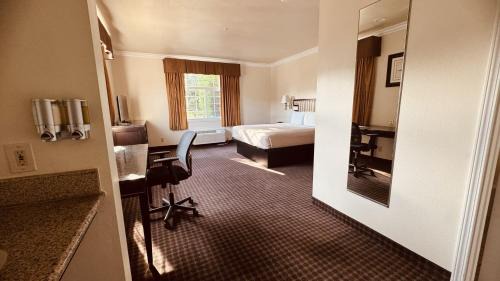 Half Moon Bay Hotel | The Miramar Inn