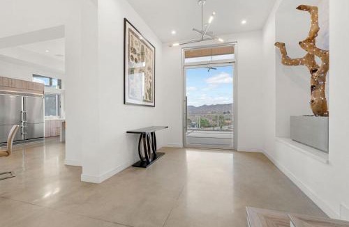 Yucca Valley House | The Overlook by Fieldtrip - 7 Bd Modern Luxury with Infinity Pool Views