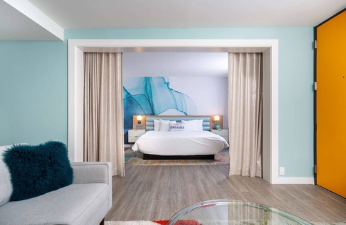 Lincoln Acres Hotel | The Rambler Hotel