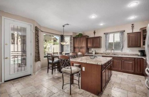 Foothills Reserve House | The Reserve Large Home and Pool