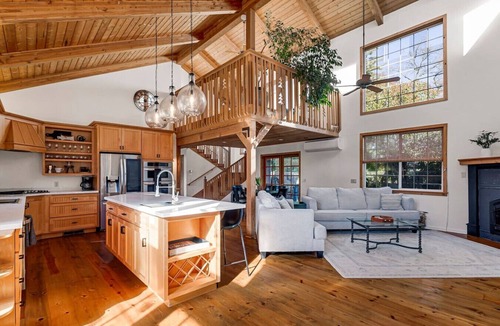 Chico House | The Retreat/Two Homes/Facing Bidwell Park!