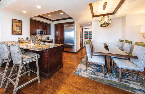 Truckee Villa | The Ritz-Carlton Club, Lake Tahoe - 3 Bedroom - Ski-In/Ski-Out
