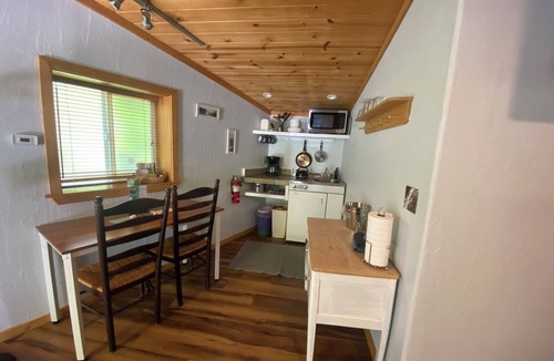 Nevada City Apartment | The Rock Climbing Suite