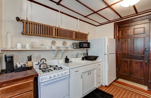 Nob Hill Apartment | The Speakeasy at the Mansion by the Square