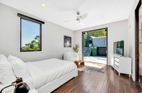 Hollywood Hills House | The Steel Estate