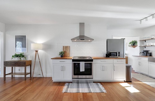 Redding House | The Stratford : Pool/Hot Tub + Arcade + Modern