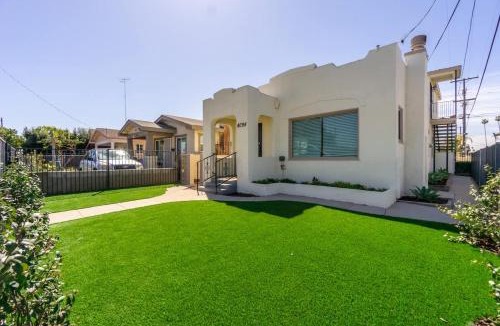Mid-City House | The Touch Residences at 46TH ST