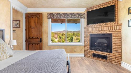 Temecula House | The Villa at Vines Estate by AvantStay