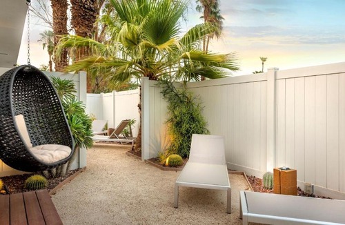 Uptown Design District Apartment | The Weekend by AvantSay