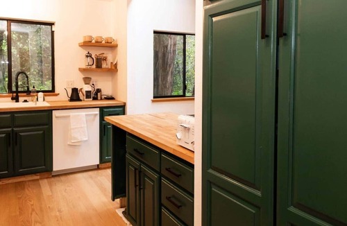Sea Ranch House | The Wild Kindness: Modern Seclusion in a 3bd home