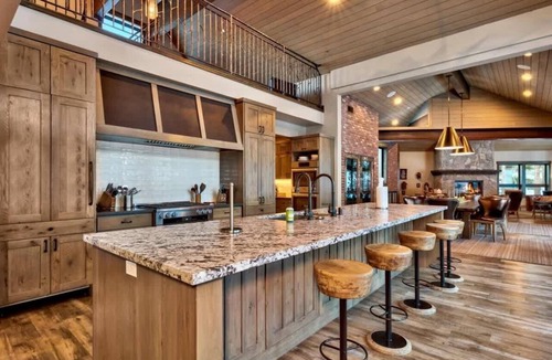 Truckee House | The Wilderness Lodge@NS: 9BR/11.5BA, AC, Fire Pit